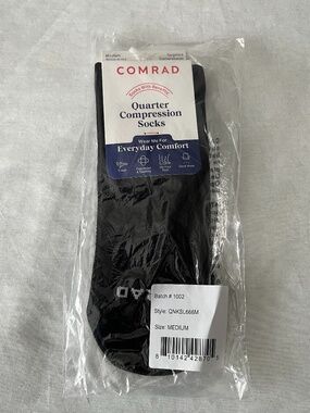 NEW in package Comrad Quarter Ankle Compression Socks Black size medium
